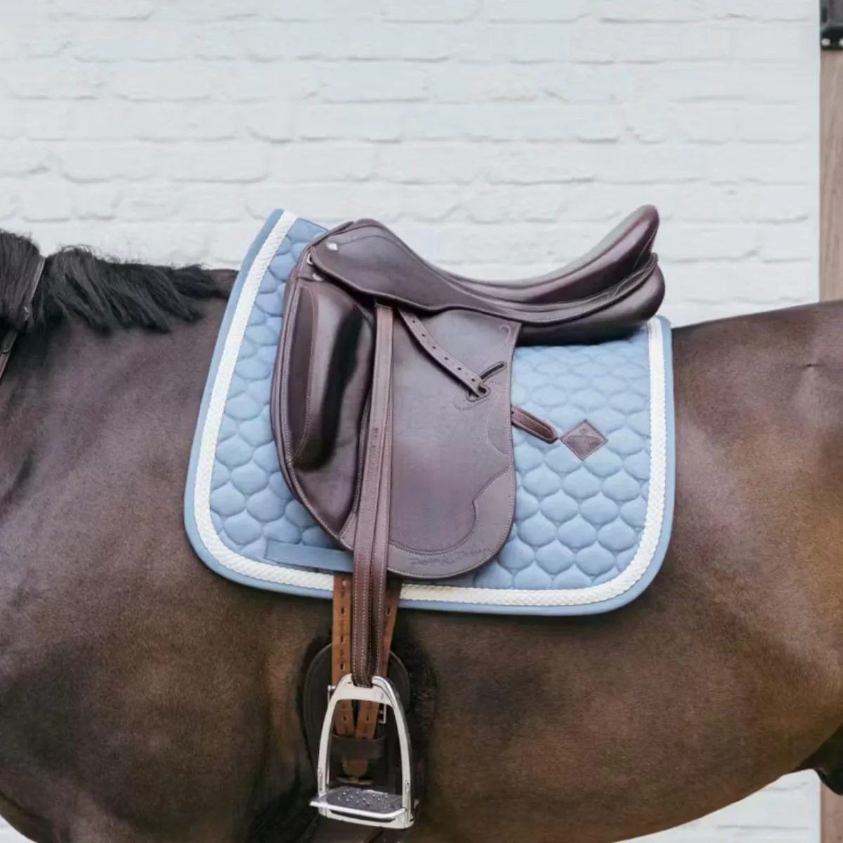 KENTUCKY SADDLE PAD WITH PLAITED CORD DRESSAGE KENTUCKY Blu sottosella tecnico - immagine 3