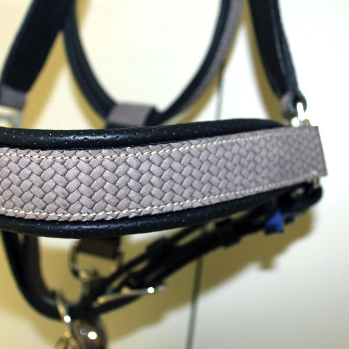 DY'ON CAPEZZA IN CUOIO + LUNGHONA DYON Grigio CAPEZZINI E CAPEZZE - immagine 3