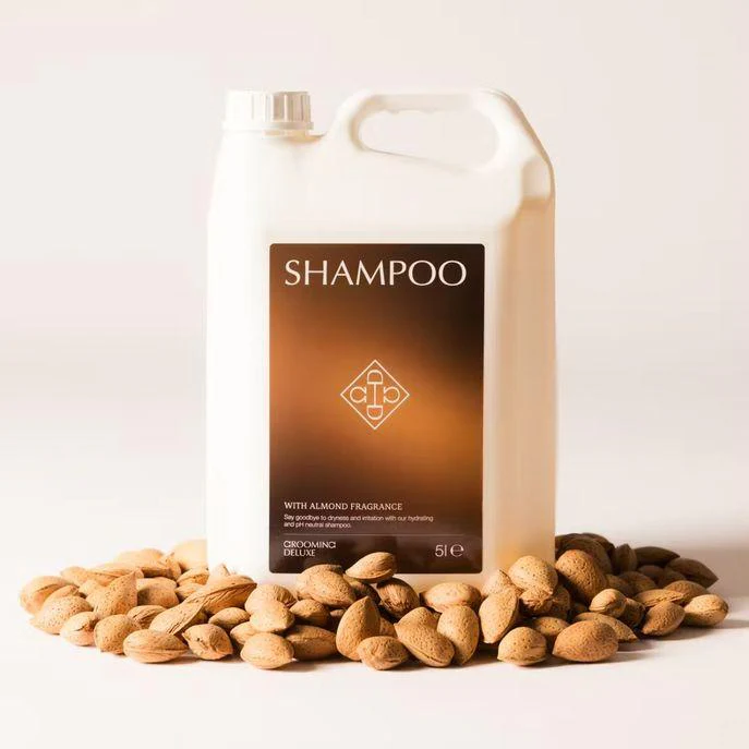 Horse Shampoo Almond 5l Grooming Deluxe - immagine 3